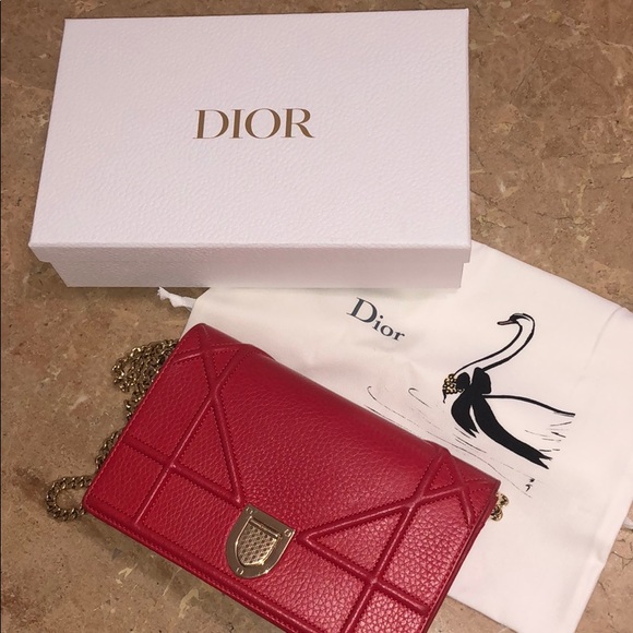 Dior Handbags - Diorama red wallet on chain